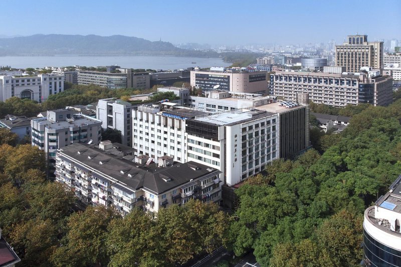 Hangzhou Sunny Huansha Hotel Over view