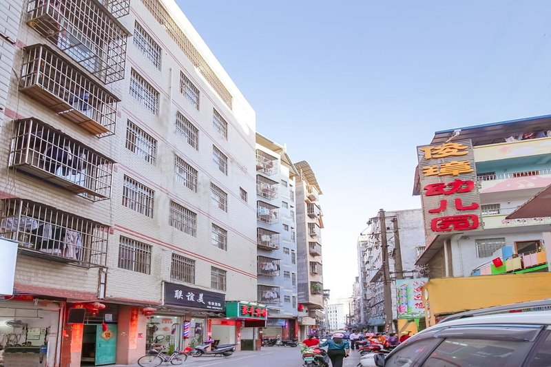 JU FENG HOTELOver view