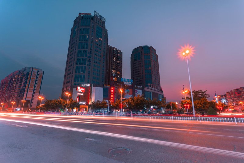 Yeste Hotel (Fangchenggang Hengfu Plaza)Over view