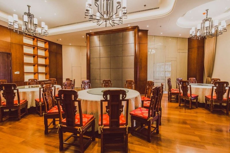 Quanlong International Hotel Restaurant