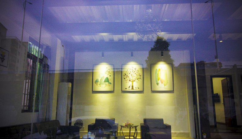 Lingyi Inn 大堂/接待台