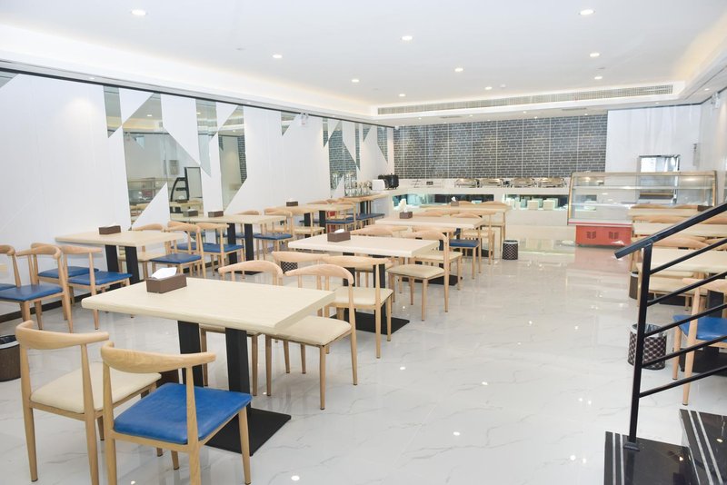 Xana Hotelle(Zhengzhou Sports center Branch) Restaurant