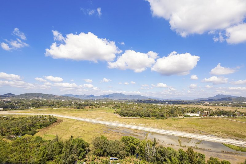 Lingshui Xiangshui Bay Xiaolu Chenke Sea view resort apartment Over view