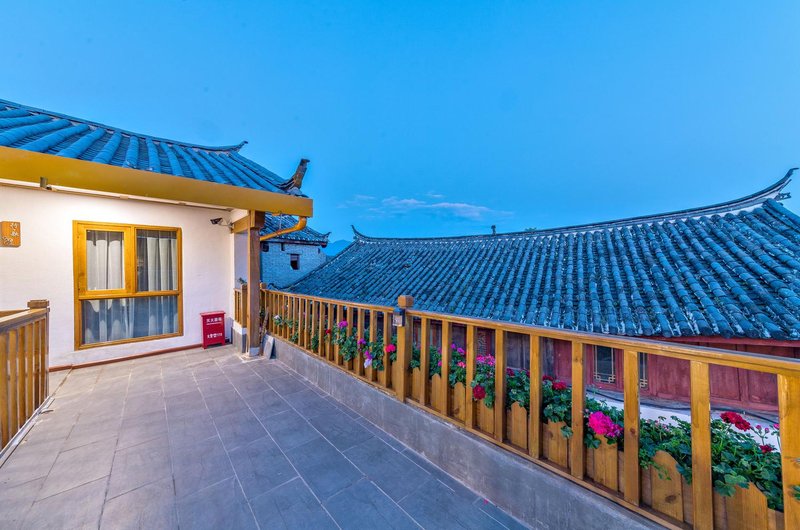 Lijiang Antidote Inn Over view