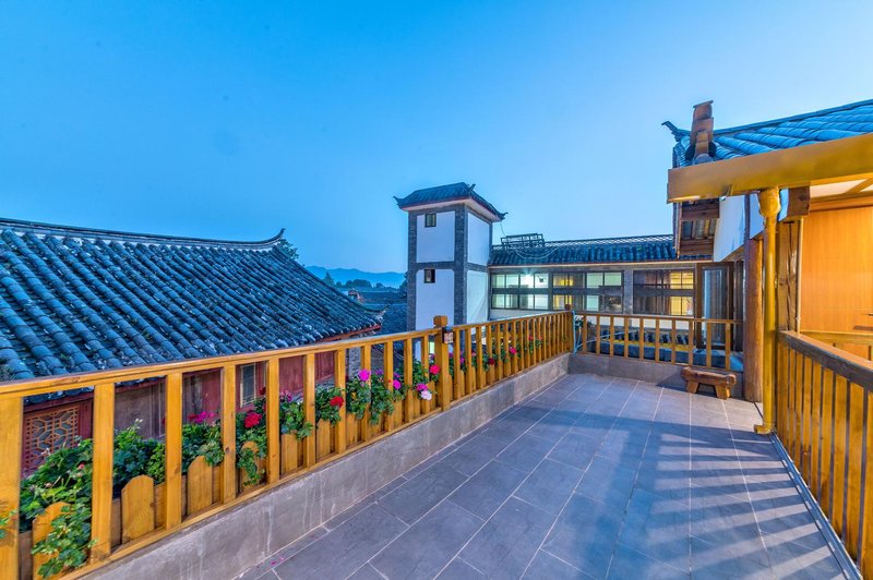 Lijiang Antidote Inn Over view