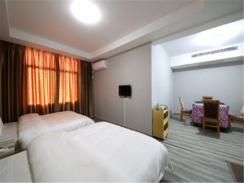 Coloroom Hotel (Yiyang North Bus Station) Guest Room