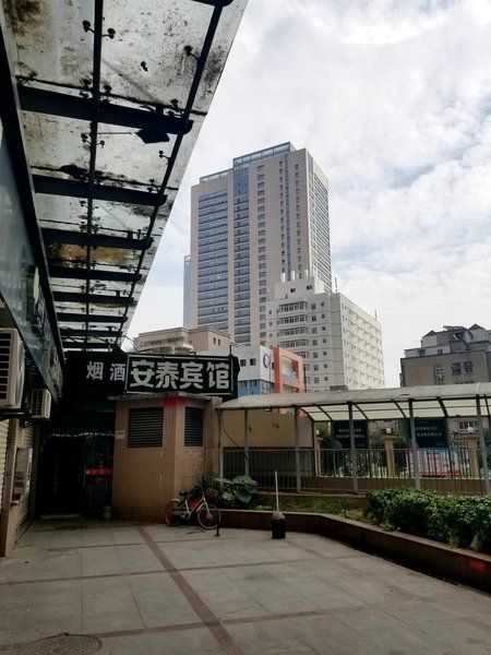 LIU酒店外观