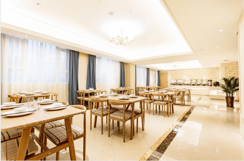 Vienna Hotel (Nanchong Gaoping Airport) Restaurant