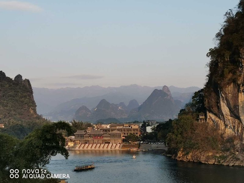 Yangshuo xiaoyaodu boutique Holiday Inn Over view