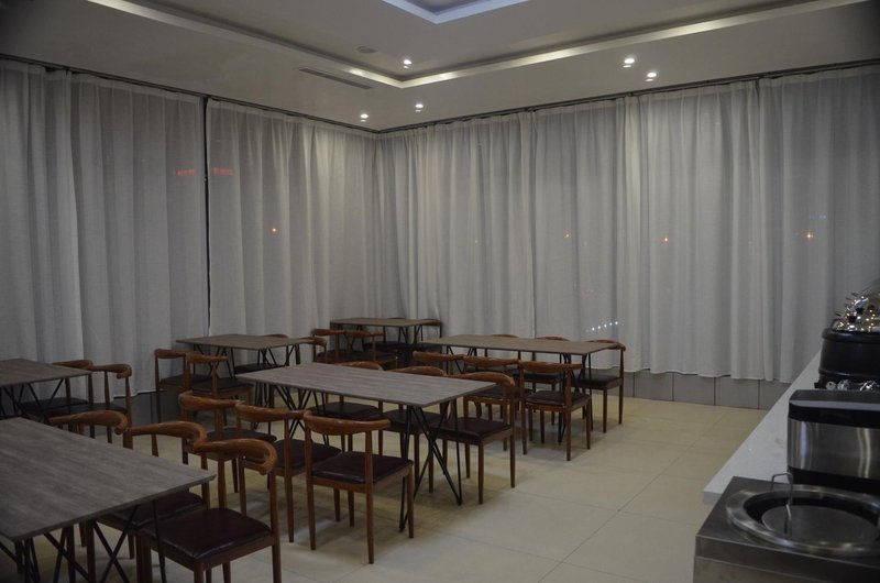 The  Borna  Hotel餐厅