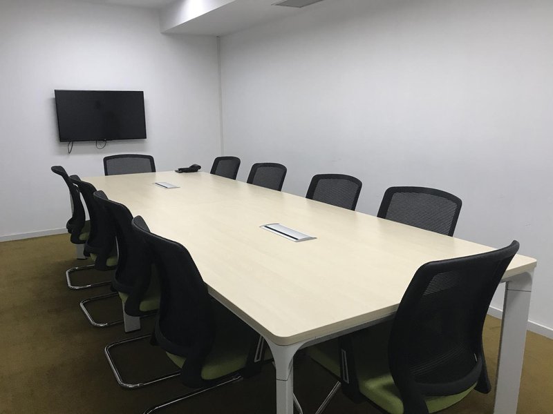 Yuanzi Jusuo Hotel meeting room