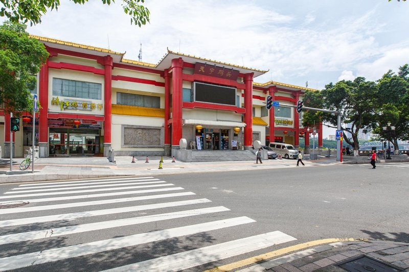 Guangzhou interstellar theme apartment 酒店外观