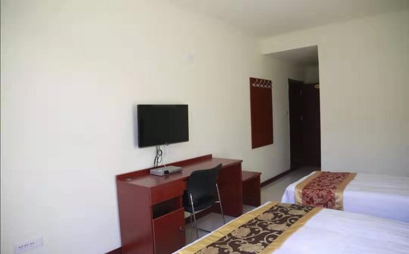 Maple Leaf Express Hotel 酒店外观