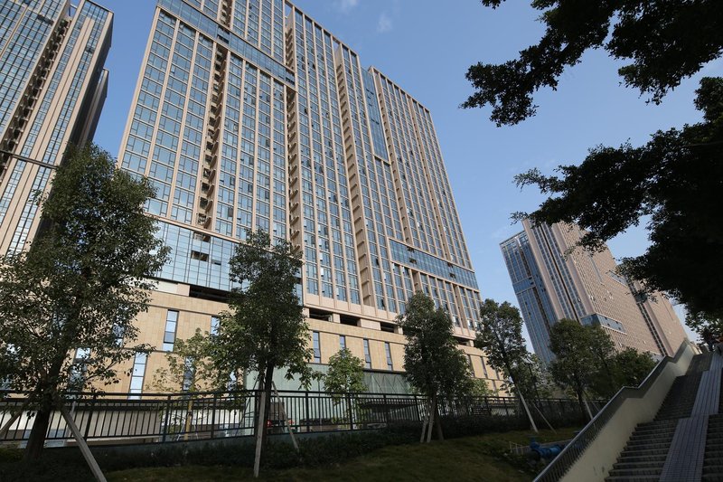 Amota Fashion HotelOver view