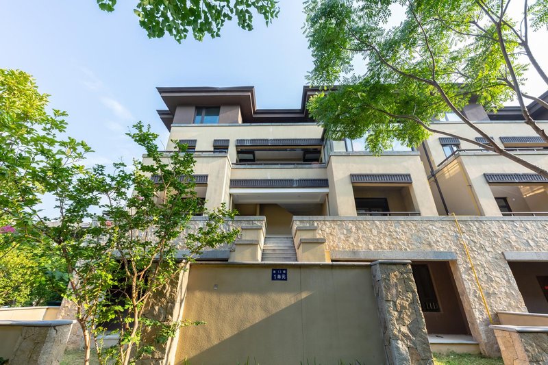 Hi Villa (Anji Hele Small Town) Over view