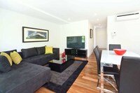 Broadway in Elwood on the CanalGuest Room