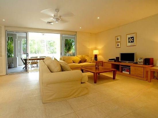 Amaroo Port Douglas Guest Room