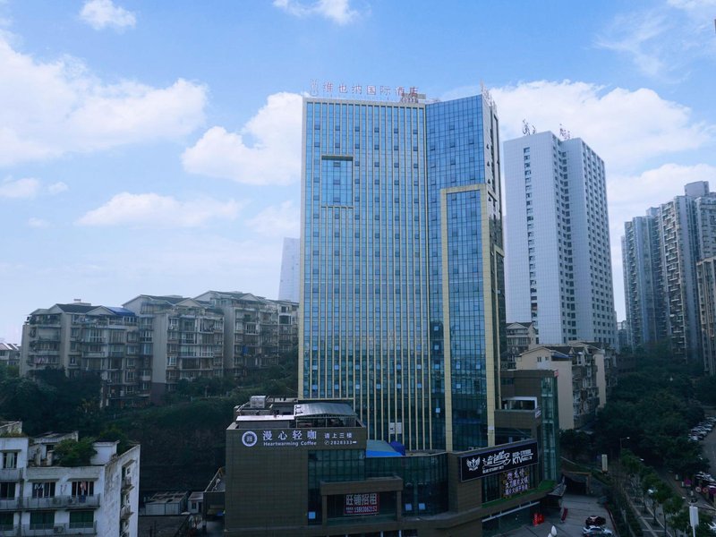 Vienna International Hotel (Luzhou Shulu Avenue) Over view