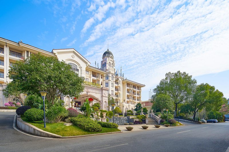 Country Garden Phoenix Hotel Lechang Over view