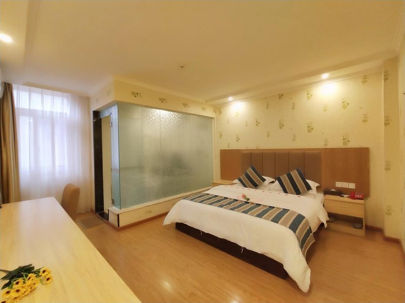 Towo Holiday Hotel (Xichang Torch Square) Guest Room