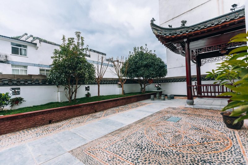 Ye Man Ru She Guesthouse Over view