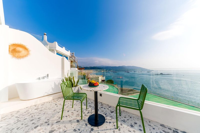 Miyue Santorini House Over view