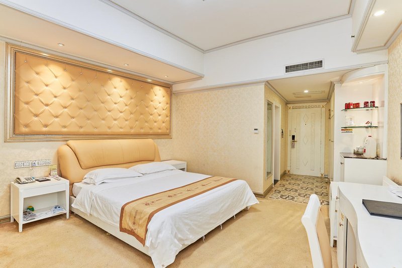 Xinguotai Grand Hotel Guest Room