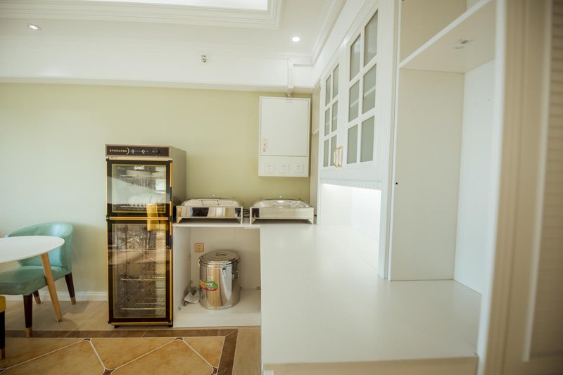 Superior Hotel (Harbin West Railway Station, Qunli Fifth Avenue, Medical University First Hospital)Restaurant