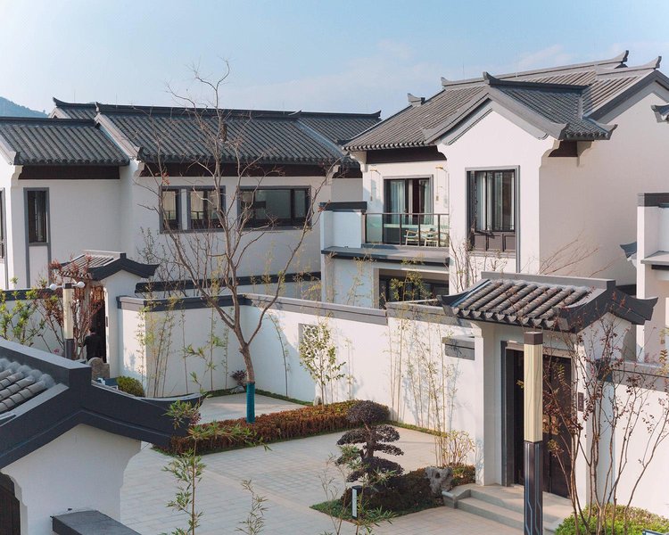Yangming Small Yard HostelOver view