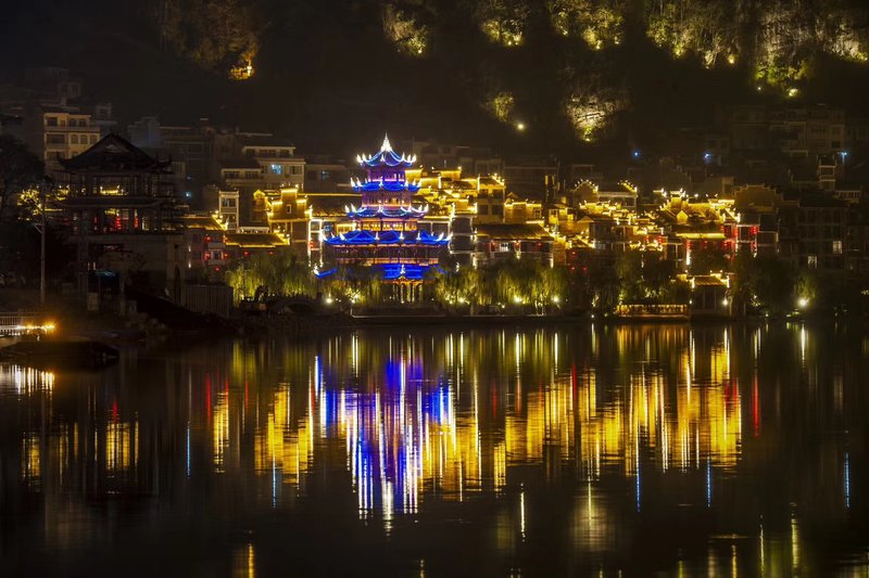 Yuelai Xingji Hotel Over view