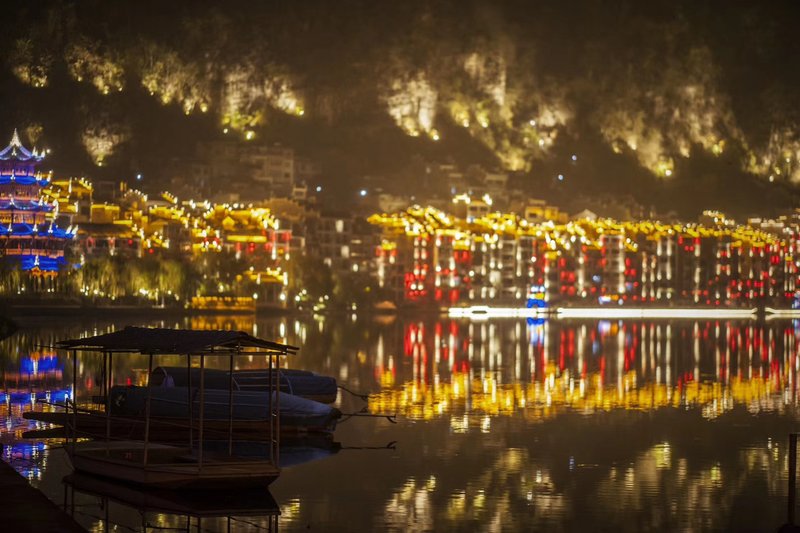 Yuelai Xingji Hotel Over view