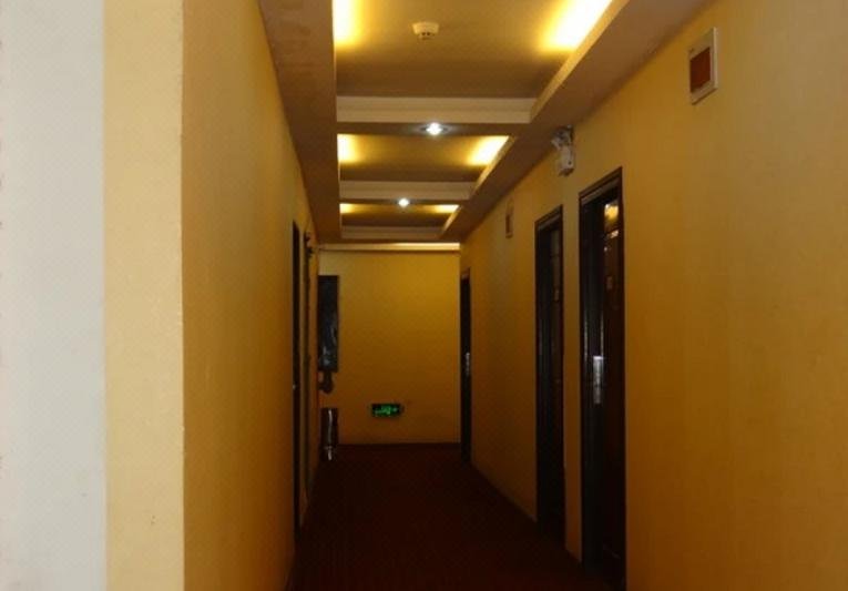 qing nian gong yuHotel public area