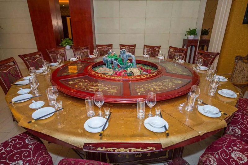 Ying Bin Hotel Mian ChiRestaurant