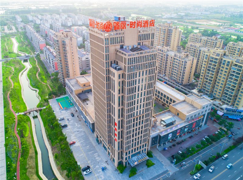 Ruili HotelOver view