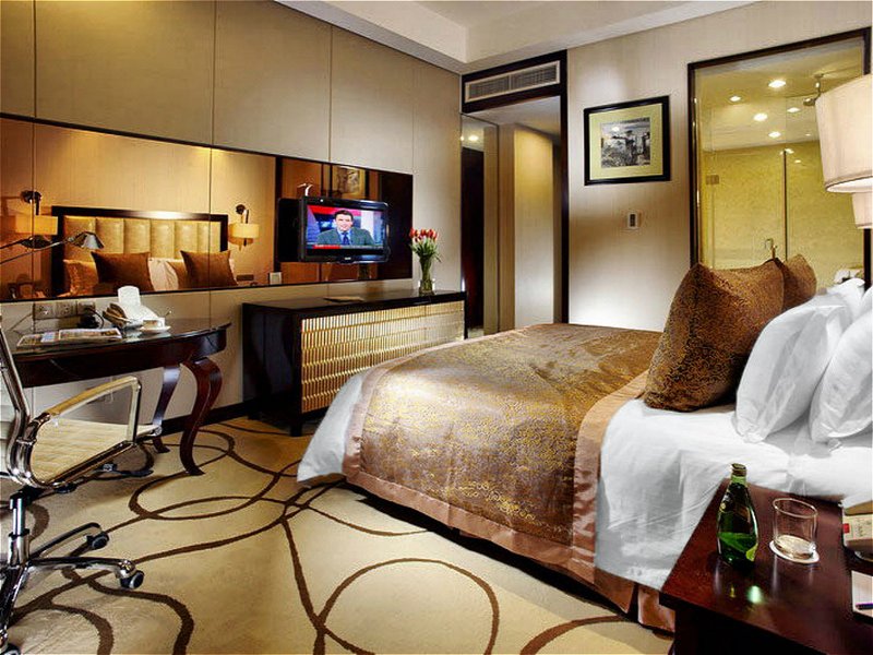 Royal Tulip Hotel Zhujiajiao ShanghaiGuest Room