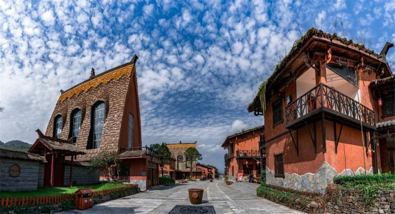 Forest The Springs HotelOver view