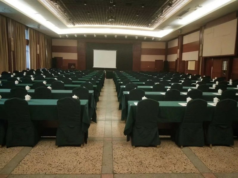 Lianshi Hotel meeting room