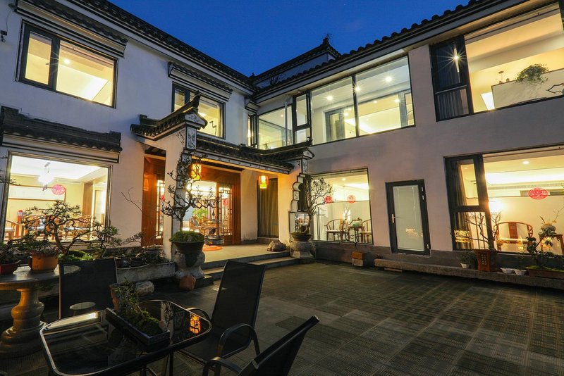 Taibailou Shanzhuang HotelOver view