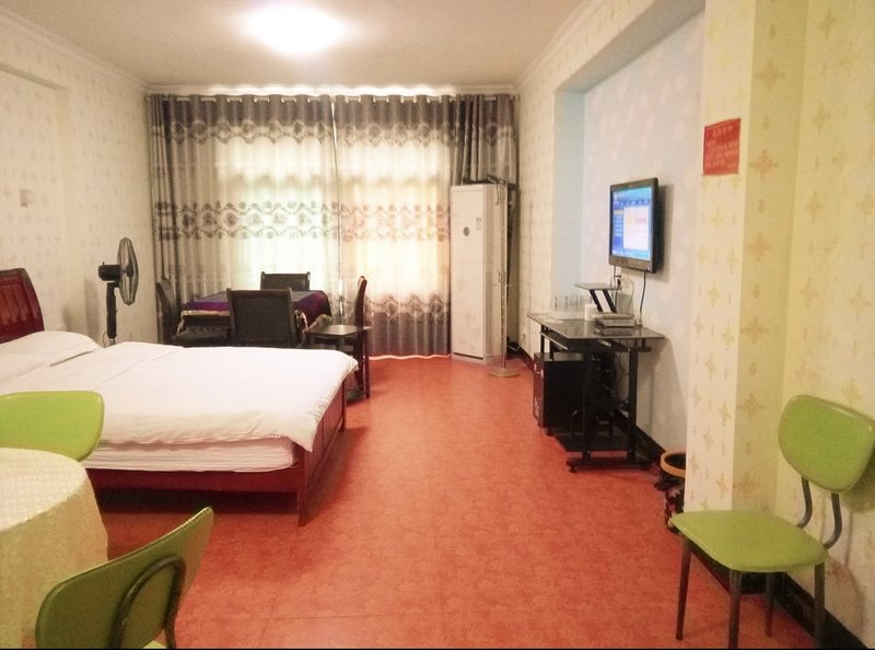 Linyuan Hostel Guest Room