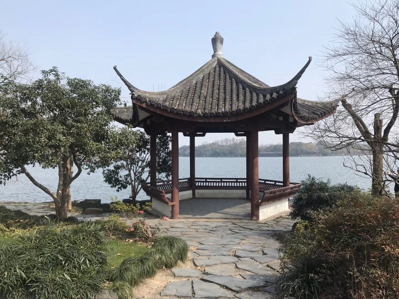 Hanting Hotel (Hangzhou West Lake Baochu Road)周边景点