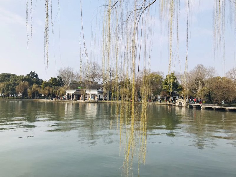 Hanting Hotel (Hangzhou West Lake Baochu Road)周边景点