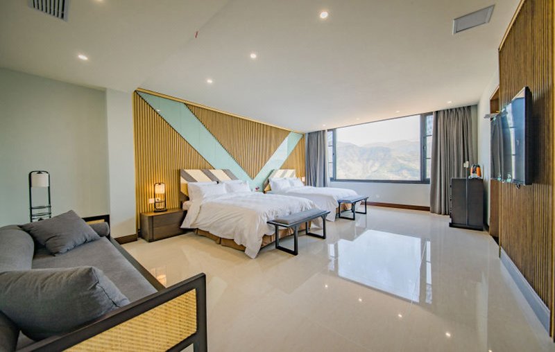 Ten Rooms InnGuest Room