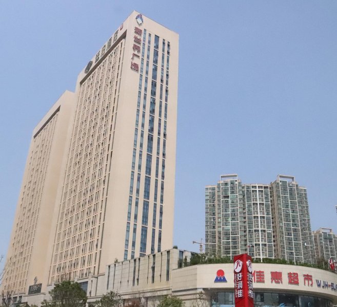 TlLL BRlGHT HOTELOver view