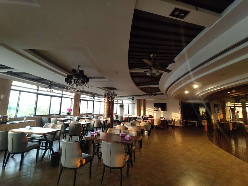 Venas Boutique Hotel (Zhengzhou East Railway Station International Exhibition Center) Restaurant