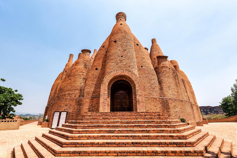 Dengfeng Xiangwang Art Hotel周边景点