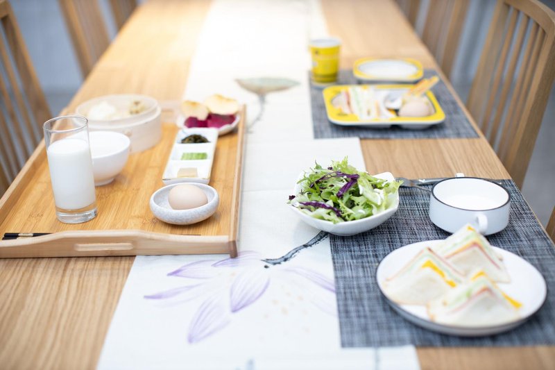 Lanshanju Guesthouse Restaurant