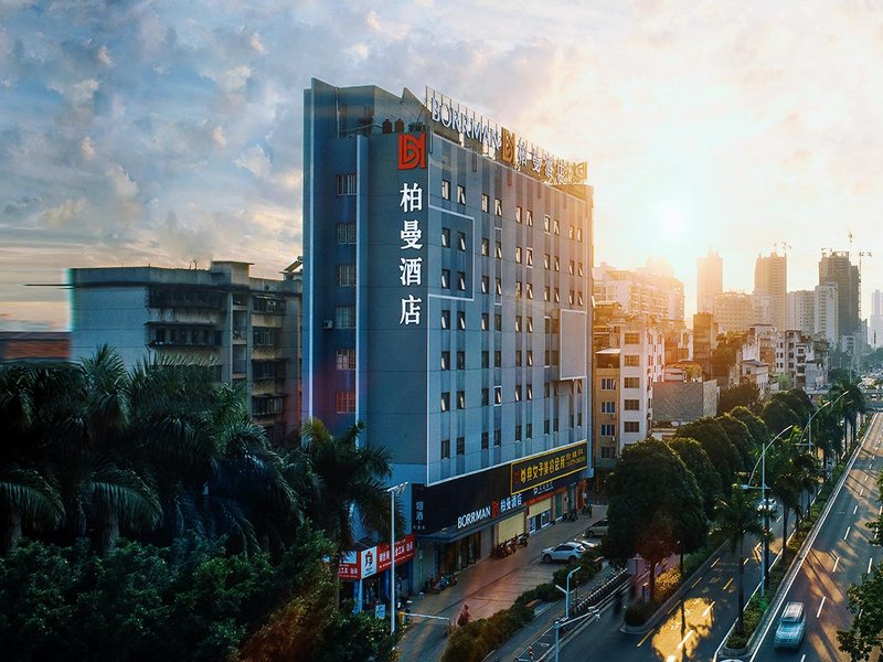Lianhua Hotel Over view