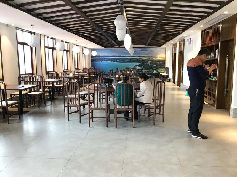 Zhangmuxi Hostel (Weishui Scenic Area) Restaurant