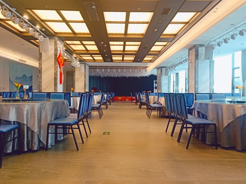 The West Selected Hotel Restaurant