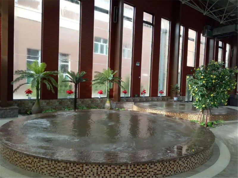 Longze Hot Spring Hotel 休闲